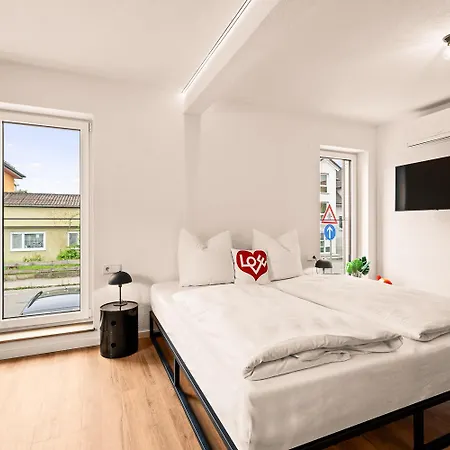 Einzimmer Wohlfühlapartment EINS klimatisiert Friedrichshafen