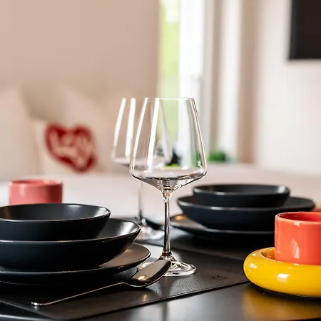Apartamento Einzimmer Wohlfühlapartment EINS klimatisiert Friedrichshafen