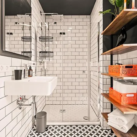 Einzimmer Wohlfuehlapartment Eins Klimatisiert Friedrichshafen