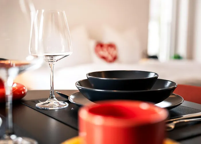 Einzimmer Wohlfuehlapartment Eins Klimatisiert דירה