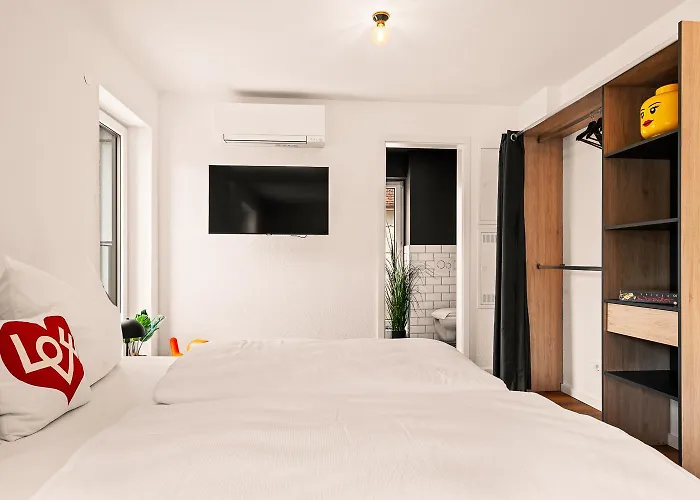 Einzimmer Wohlfuehlapartment Eins Klimatisiert * פרידריכסהאפן